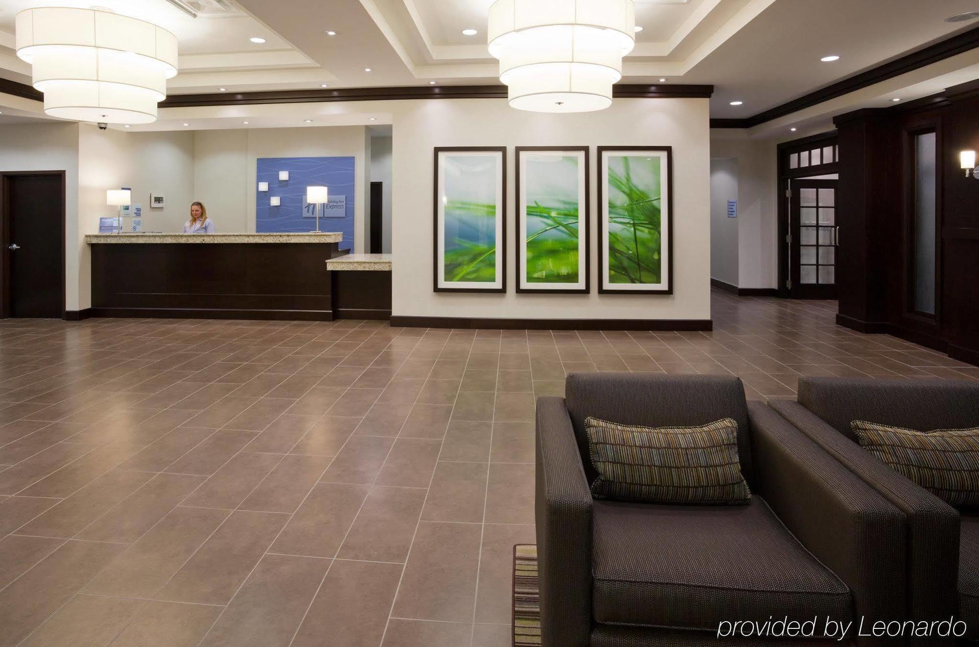 Holiday Inn Express & Suites New Liskeard Inreriör bild