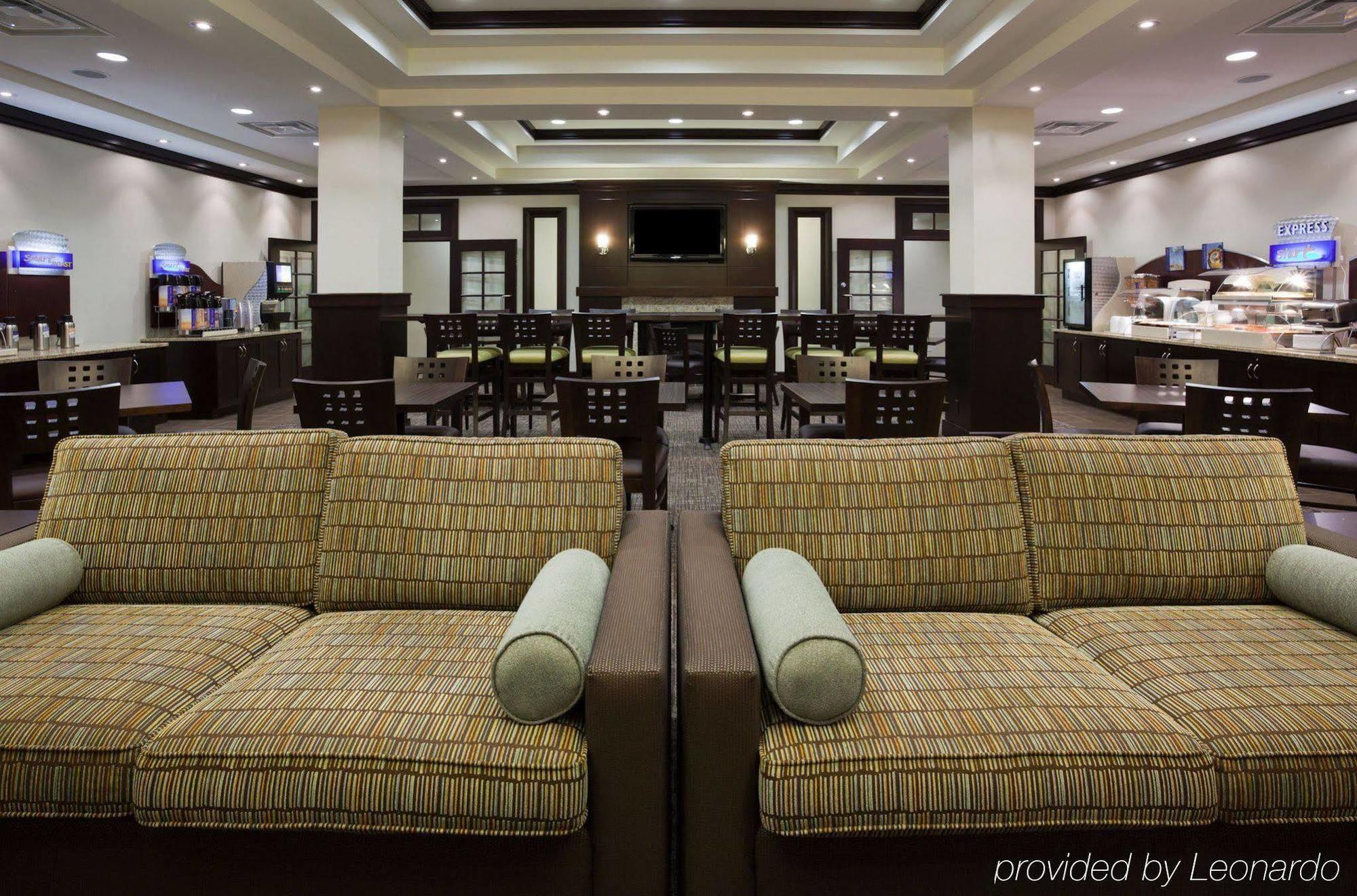 Holiday Inn Express & Suites New Liskeard Restaurang bild